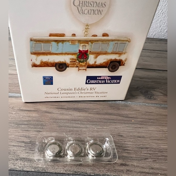 Hallmark NEW 2009 Cousin Eddies RV Ornament National Lampoons Christmas Vacation - Picture 3 of 10